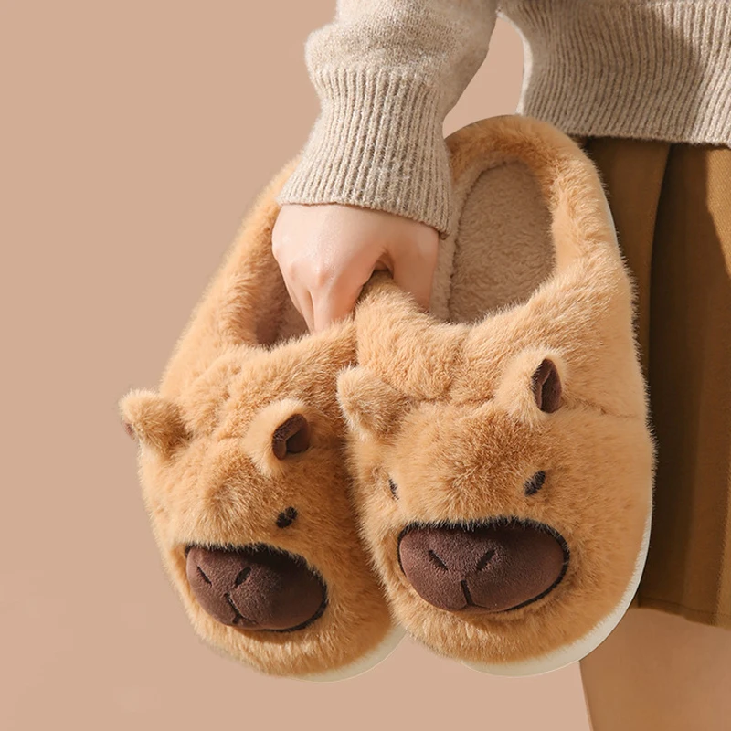 Plush Capybara รองเท้าแตะรองเท้าแตะปิดนิ้วเท้าน่ารัก SLIP-ON House รองเท้าสบาย Furry เดินรองเท้าลื่นสําหรับห้องนอนในร่ม