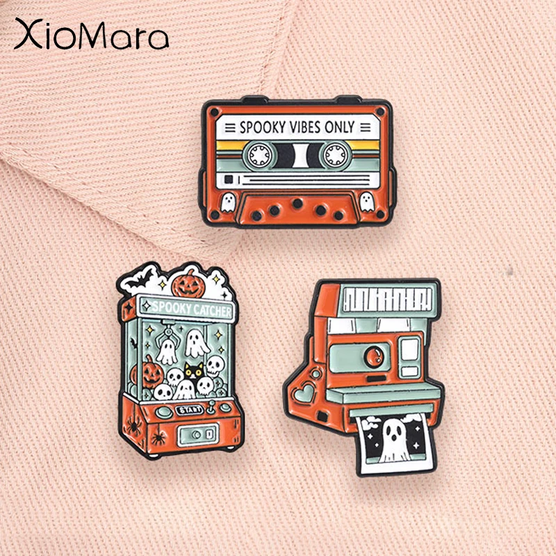 Retro Ghost Claw Machine Enamel Pin Vintage Cassette Camera Spooky Vibes Only Halloween Brooches Lapel Badge Jewelry Gifts
