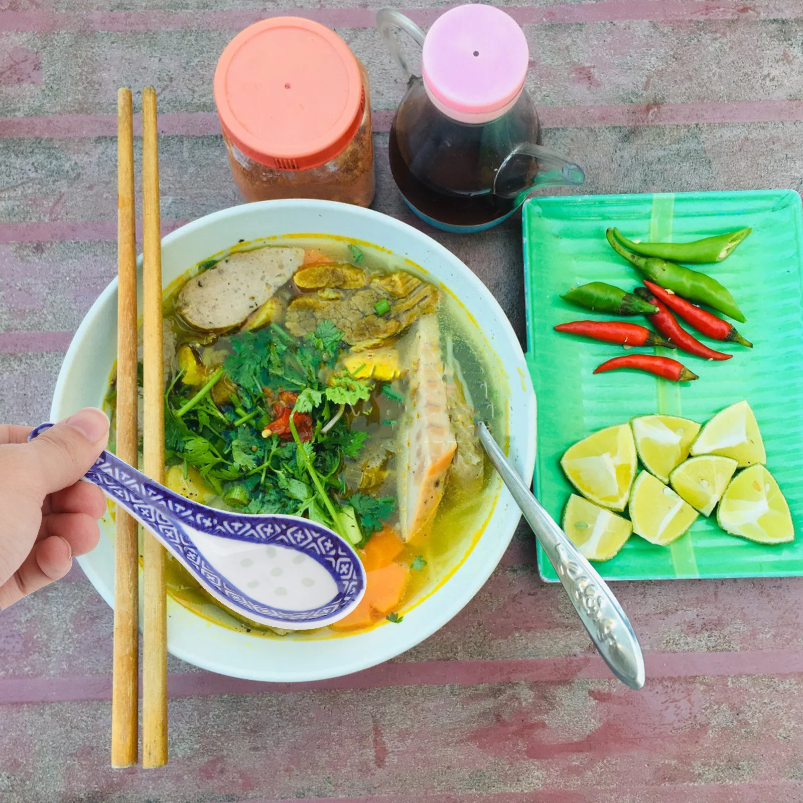 

5Pcs Exquisite Blue and White Chinese Style Spoon Multipurpose Utensil for Hot Drinks Porridge Rice Noodle Dining Set