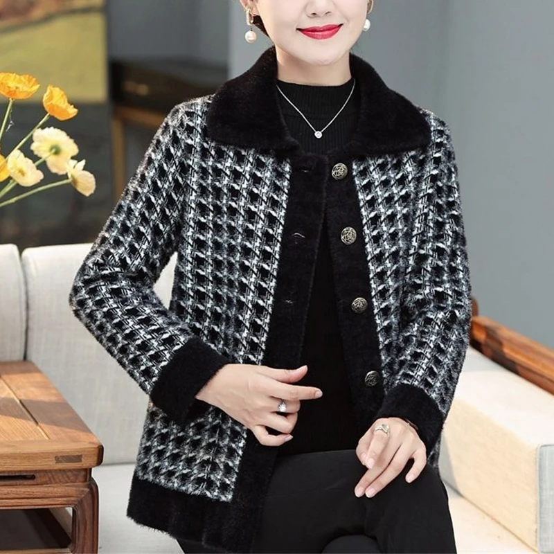 Middle Aged Elderly Women Clothes Vintage Plaid Imitation Mink Fur Collar Coat Winter Mother Elegant Fashion Thick Button Jacket