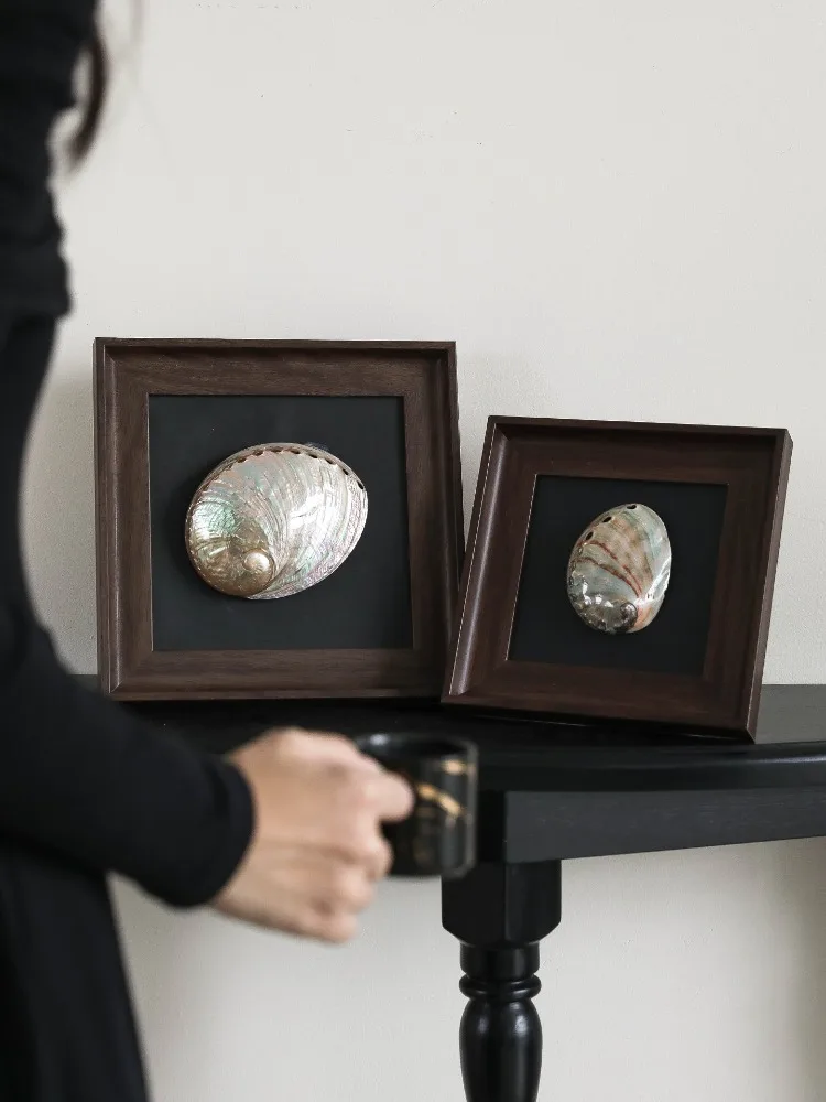 Natural Conch Shell Decorative Painting Resin Desktop Shell Ornament for Living Room Office Bookshelf High-End Decoration Gifts