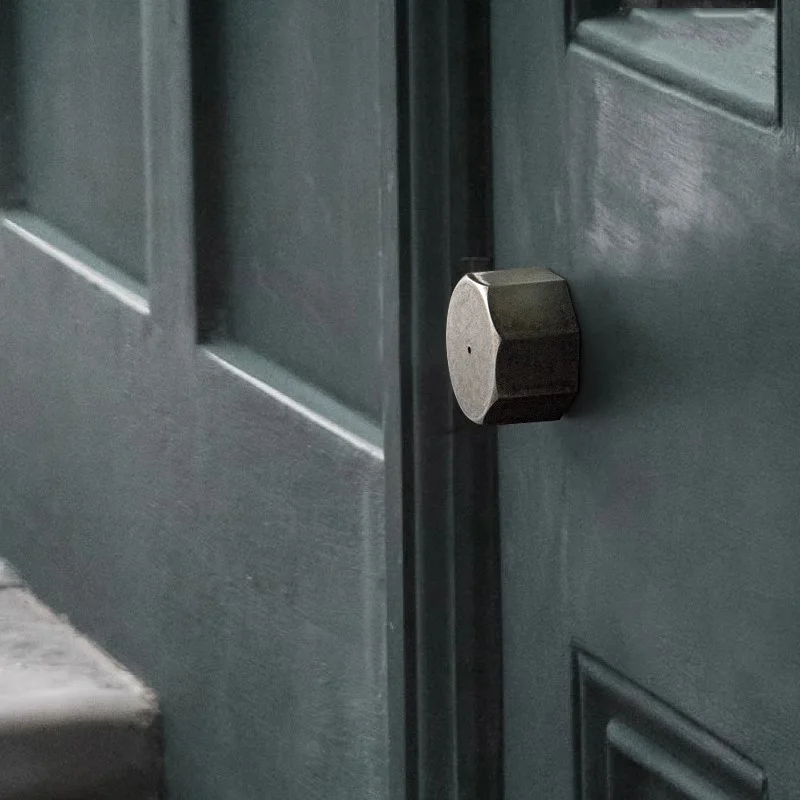 Mittelgroßes rundes Kugelschloss ohne Unterkreis, Schlafzimmertür, Knopf im antiken Stil, schlüsselloses, leises Windschloss