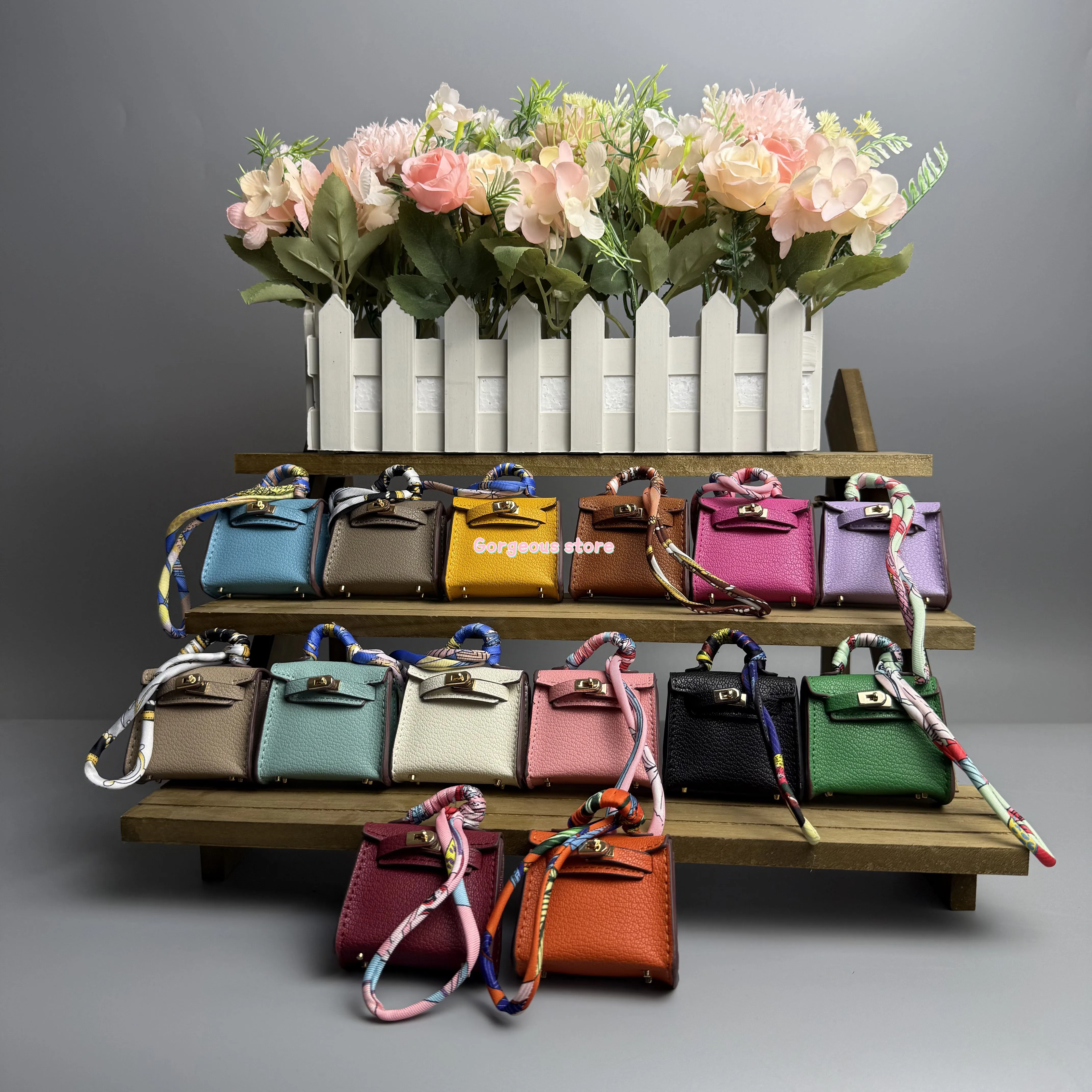 سوبر لينك البسيطة نمط طويل التمساح نمط حقيبة قلادة سيارة المفاتيح هدية الإناث رائعة الإبداعية سماعة حقيبة أنيقة قلادة