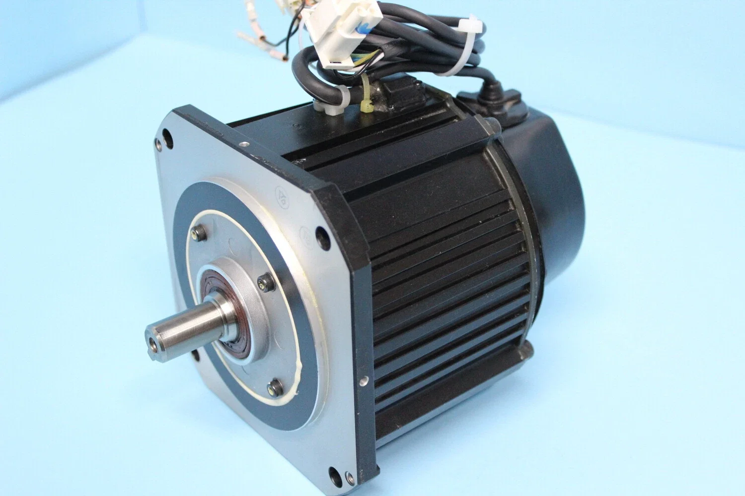 SGMDH-12A2A-YR14 New servo motors,