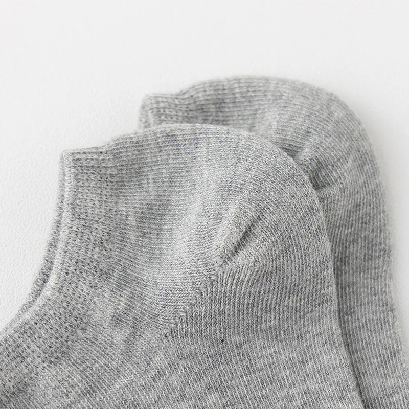 5 Pairs Men's Socks Set Japanese Solid Color Harajuku Casual Versatile Ankle Socks Breathable Deodorant Comfortable Cotton Socks