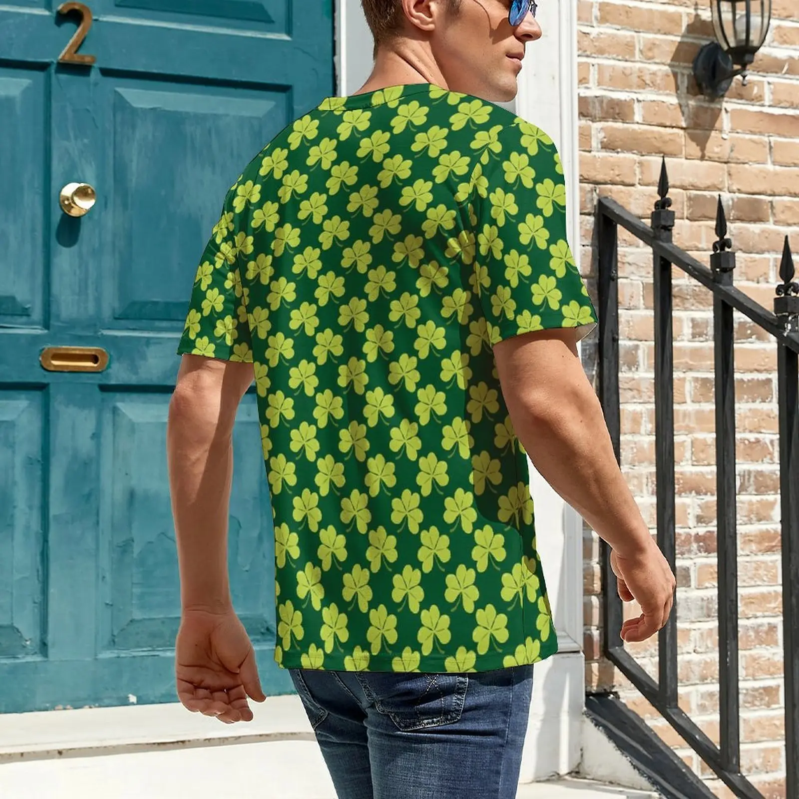 Plus Size T Shirt Beach Clover Shamrock T Shirts Cute Green Leaf Casual O-Neck Tee Shirt Couple Trending Design Clothes