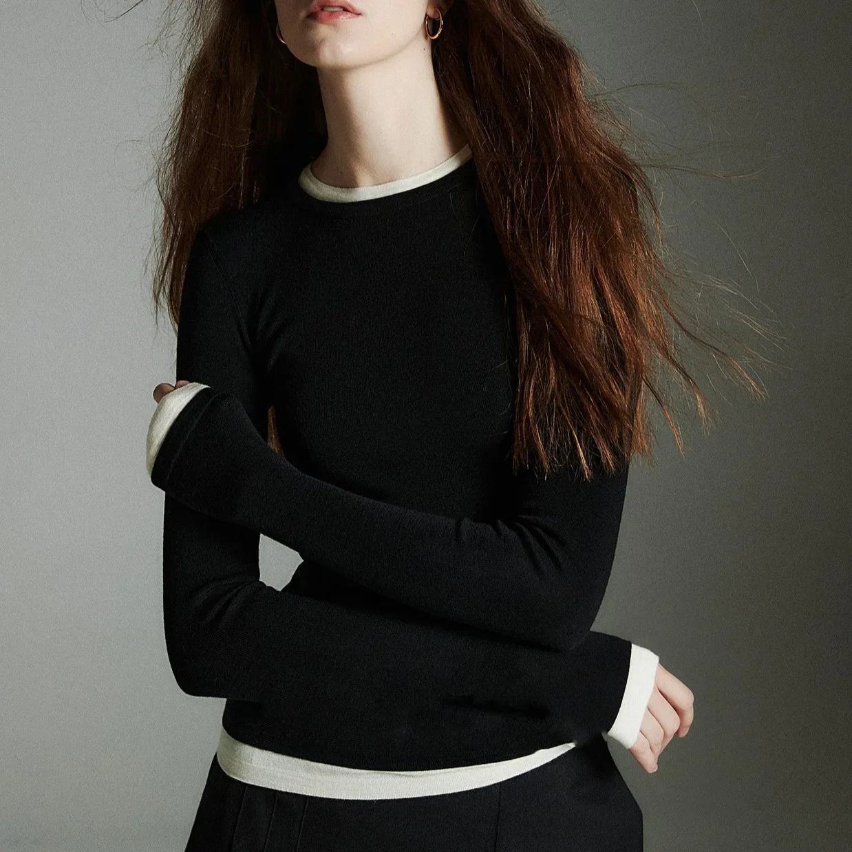 

Женский вязаный топ из золотой шерсти, искусственный двухсекционный дизайн с цветными блоками, модный свитер с несколькими вырезами, роскошный базовый слой