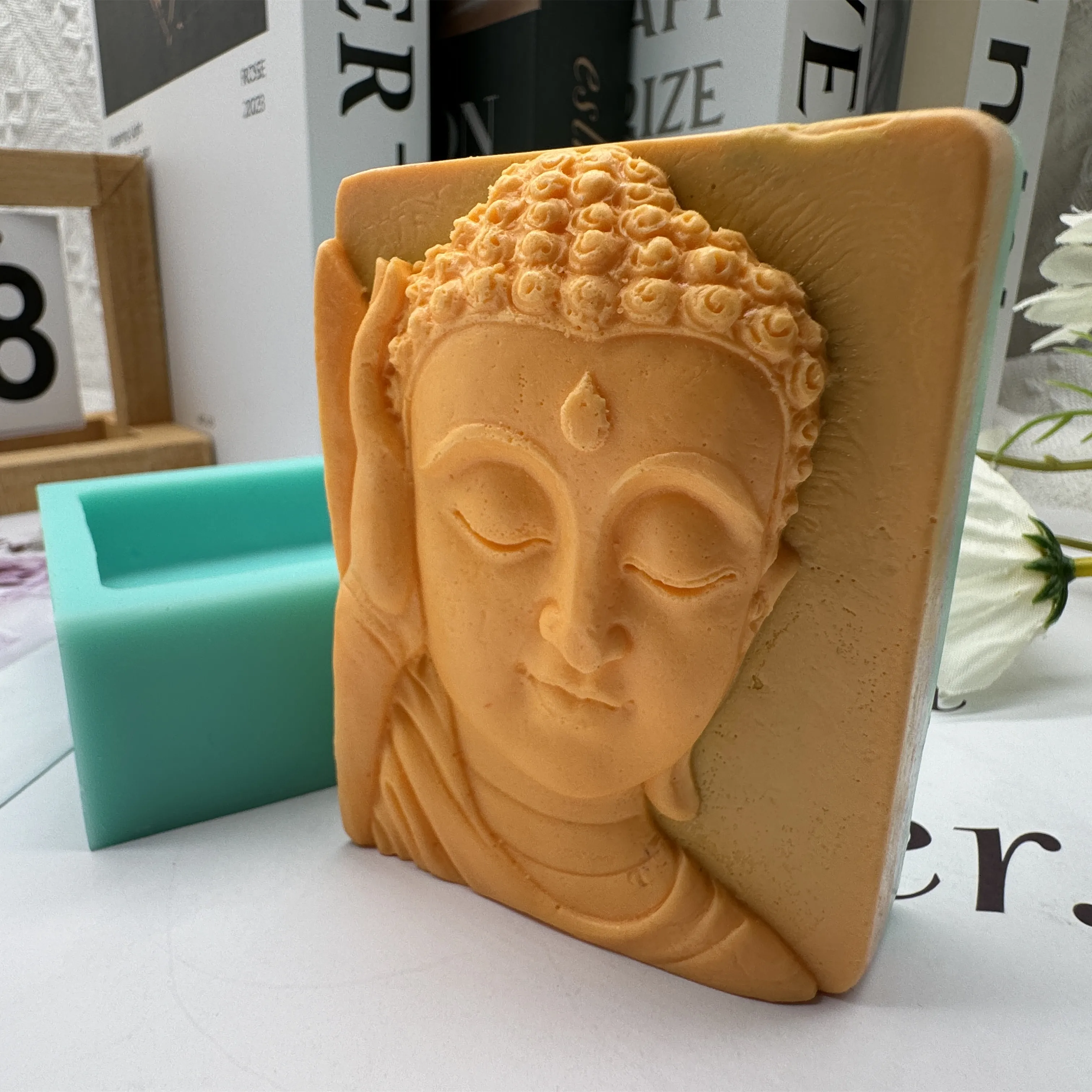 Buddha Relief Soap Mold,Avalokitesvara Handcrafted Candle Wax Molds, Buddha Silicone Mould for Aroma Plaster Resin Decorations