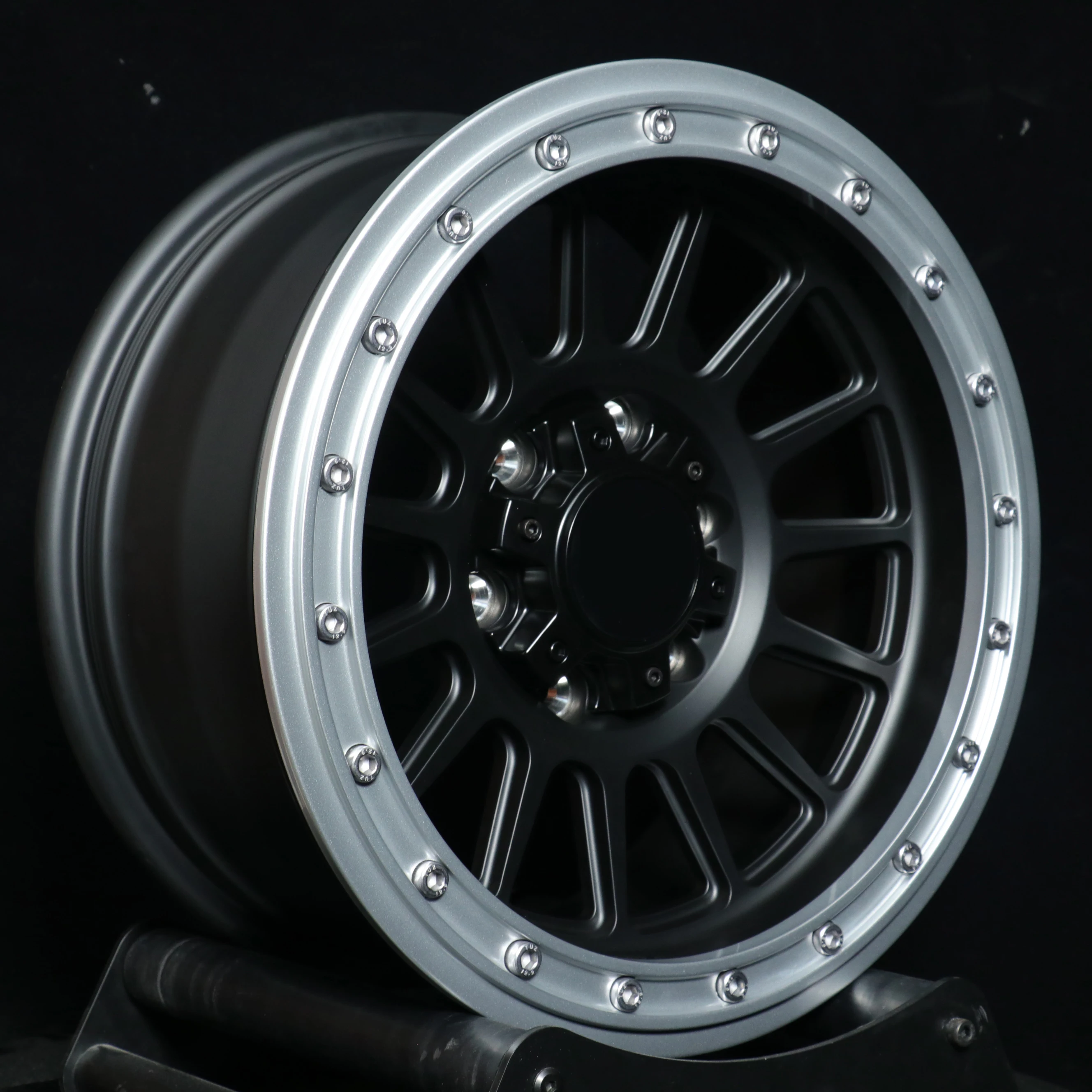 

Off-road Forged 6061-T6 Aluminum Alloy Lightweight Car Rims Customizable Size From 15 to 20 Inch High Performance Offroad Wheels