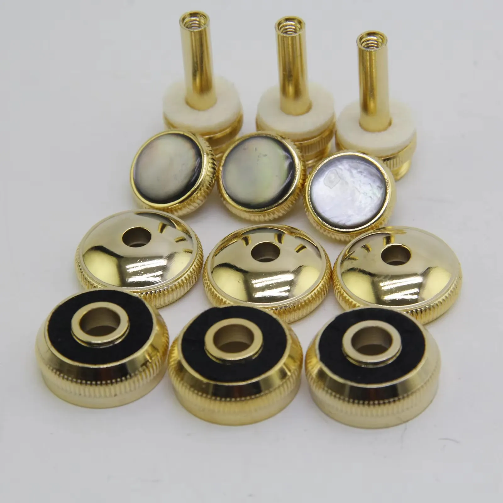 

1 set trumpet parts B flat trumpet gold-plated link lever key buckle upper cover lower cover felt complete fitting