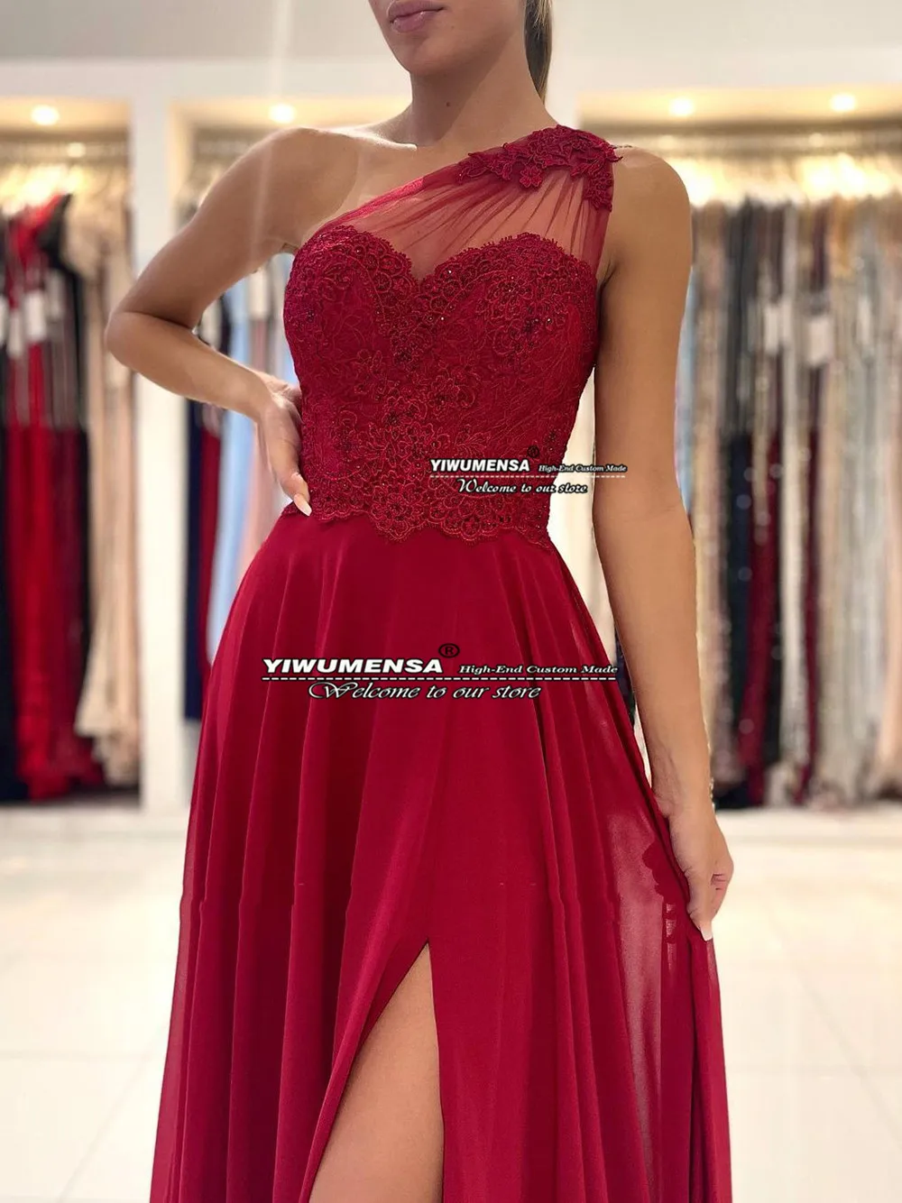 Red A Line Voan Prom Dresses Side Chia Phụ Nữ Trang Phục Chính Thức Bên Buổi Tối Ăn Mặc Một Vai Appliques Beading Sweep Train Gowns