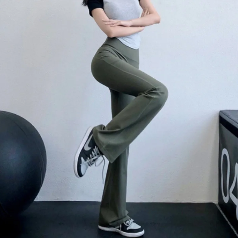 سراويل يوجا نسائية مفتوحة المنشعب مضيئة عالية الخصر لرفع المؤخرة سراويل واسعة الساق ذات ملمس عاري للياقة البدنية والتمارين الرياضية