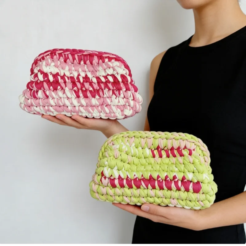 

Exquisite Woven Evening Bag Brand Color-blocked Floral Design Clutch Bag Coin Purse Woven Clip Bag For Party, Vacation, Shopping