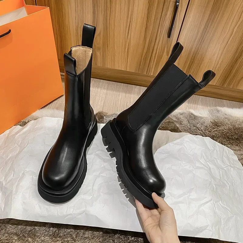 Botas clásicas Chelsea para mujer, Botines negros con plataforma de cuero genuino, botas cortas sin cordones y banda elástica,