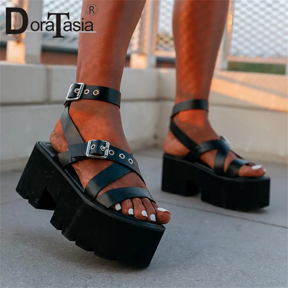 New Ladies Ankle Strap Gladiator Sandals Fashion Buckle Chunky High Heels Summer Women Sandals Casual Party Platform Shoes Woman