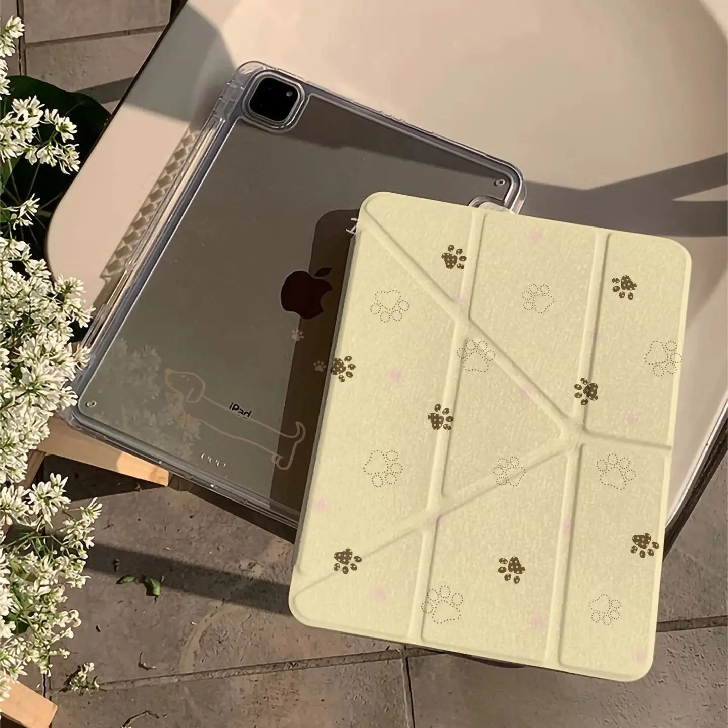 Cute Brown Dog Paw Yellow Y2K Tablet Case For iPad Pro 11 12.9 13 A16 M2 M4 M3 M5 5/6/7/8/9/10/11th Mini Air 3 4 5 6 7 fun Cover
