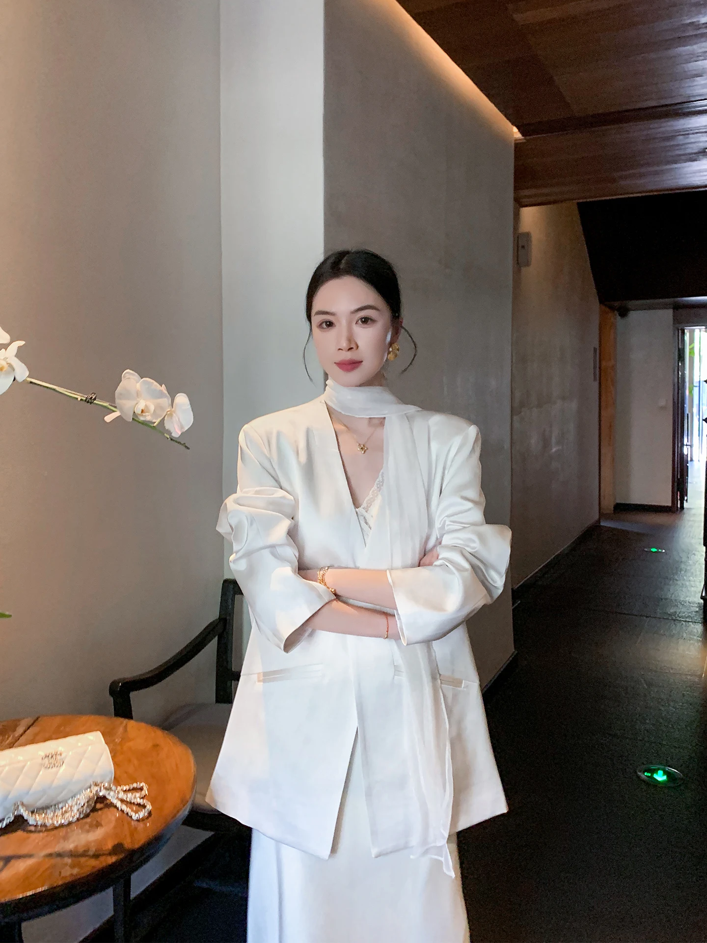 

Binguo High-End Satin Bow Tie Lapel Women's Loose Slimming Luxury Outerwear Casual Style Polyester Fiber Breathable Long Sleeve