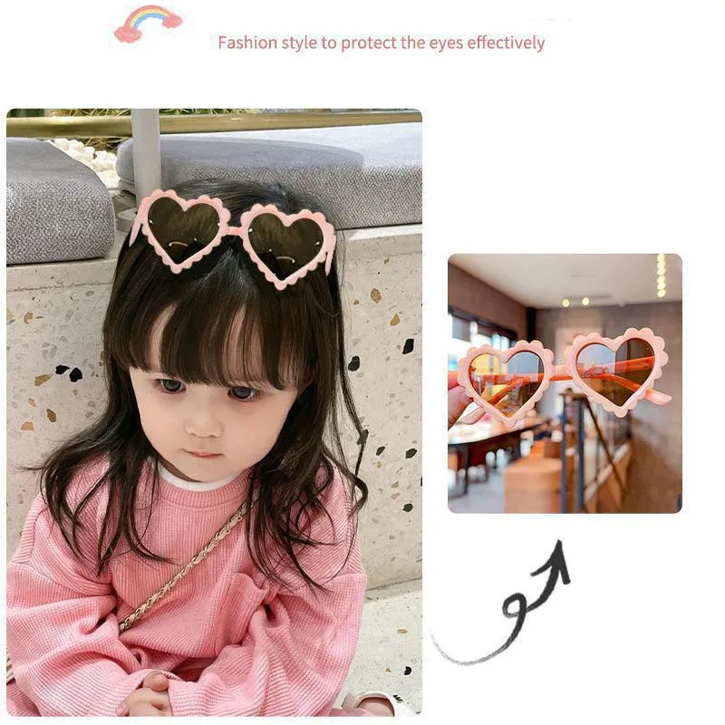 Occhiali da sole occhiali da sole a forma di cuore per bambini protezione UV 400 Cute Fashion Girl Fun Accessory Outdoor Party Beach per bambini 3-10Y