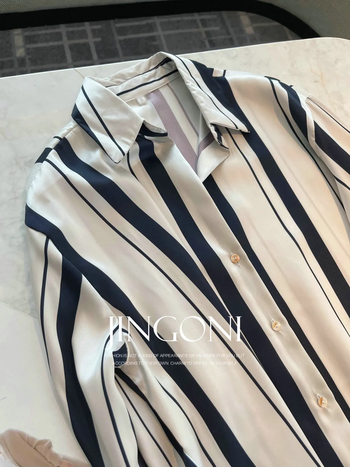 Striped Shirts Blouses Woman Clothing 2024 Autumn Fall Y2K Korean Fashion Style New Elegant Long Sleeve Top Oversize Crop Luxury