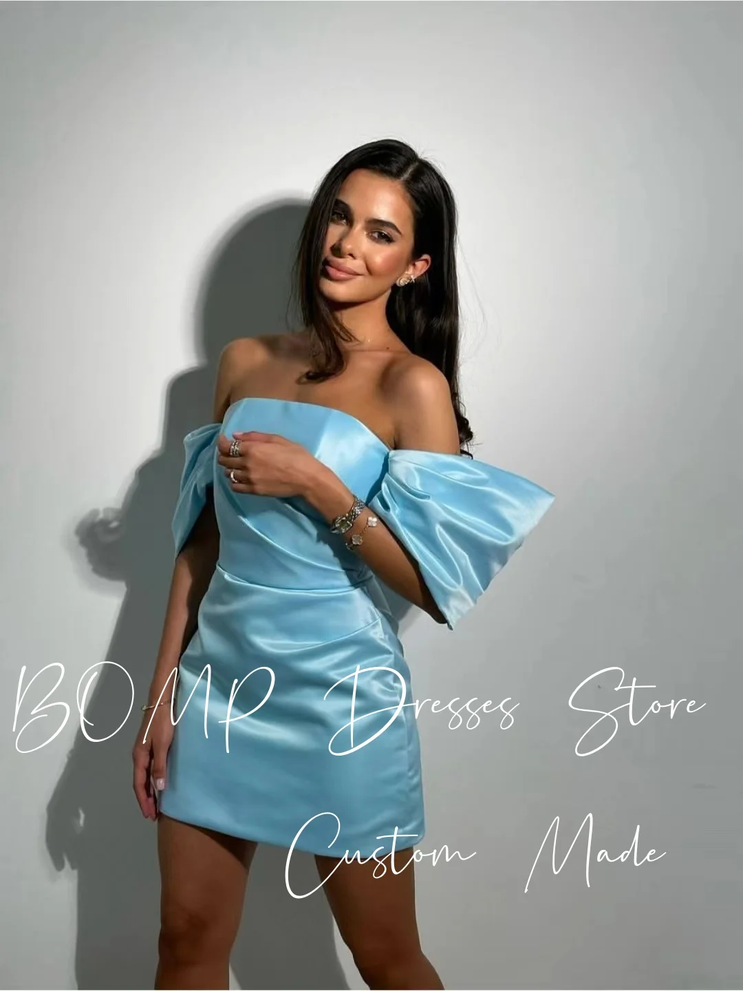 BOMP Einfaches, bonbonblaues Partykleid, schulterfrei, kurze Faltenärmel, Cocktailkleider für besondere Anlässe, maßgeschneidert, Saudi-Arabien