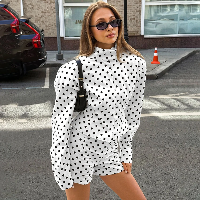 

Linad Street Chic водолазка в горошек, блузка, костюмы, модные шорты с высокой талией 2025 года, рубашки с рукавами-фонариками, комплекты из 2 предметов для женщин