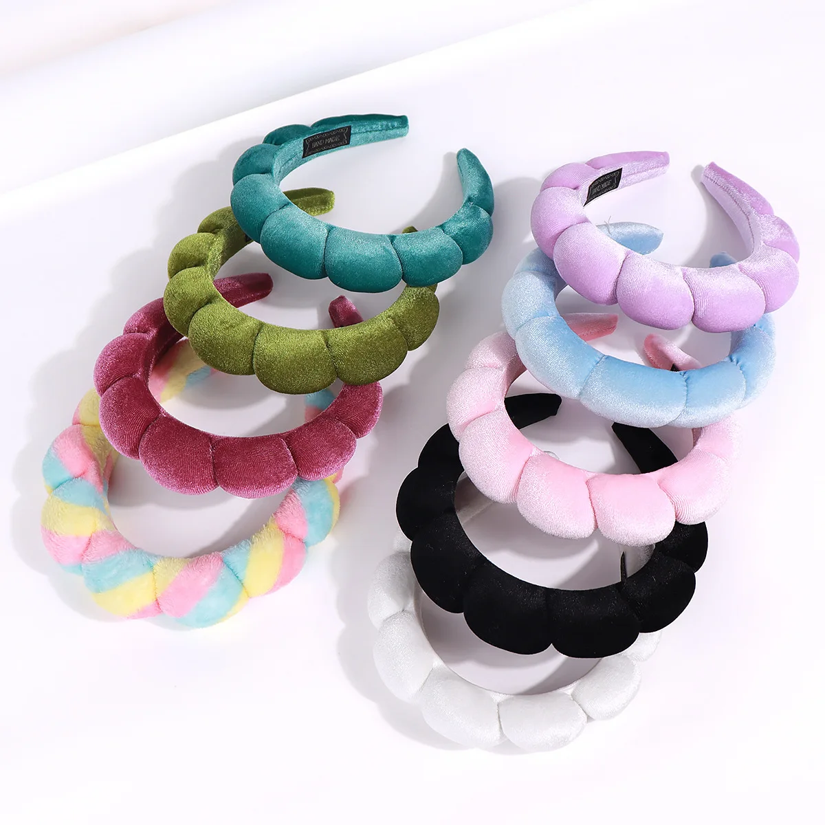 

Fluffy Velvet Sponge Hairband Creates Exquisite Daily Life，Color Velvet Women's Fashion SPA Makeup Headband!