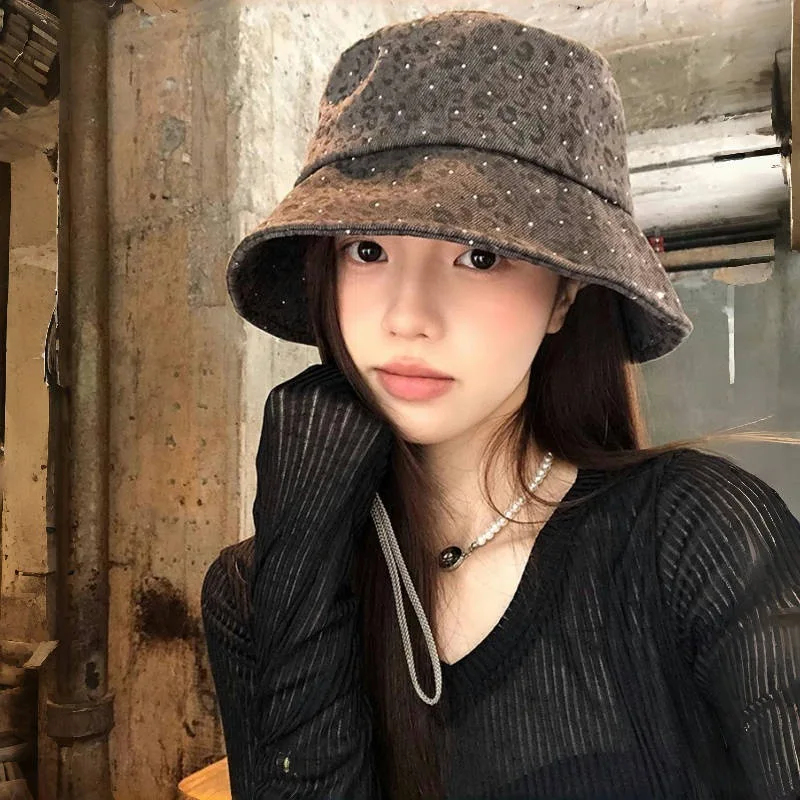 1pc Retro Leopard Crystal Women Bucket Hat Shiny Sequins Wide Brim Fisherman Hat for Ladies Girl Outdoor Panama Basin Tralve Cap