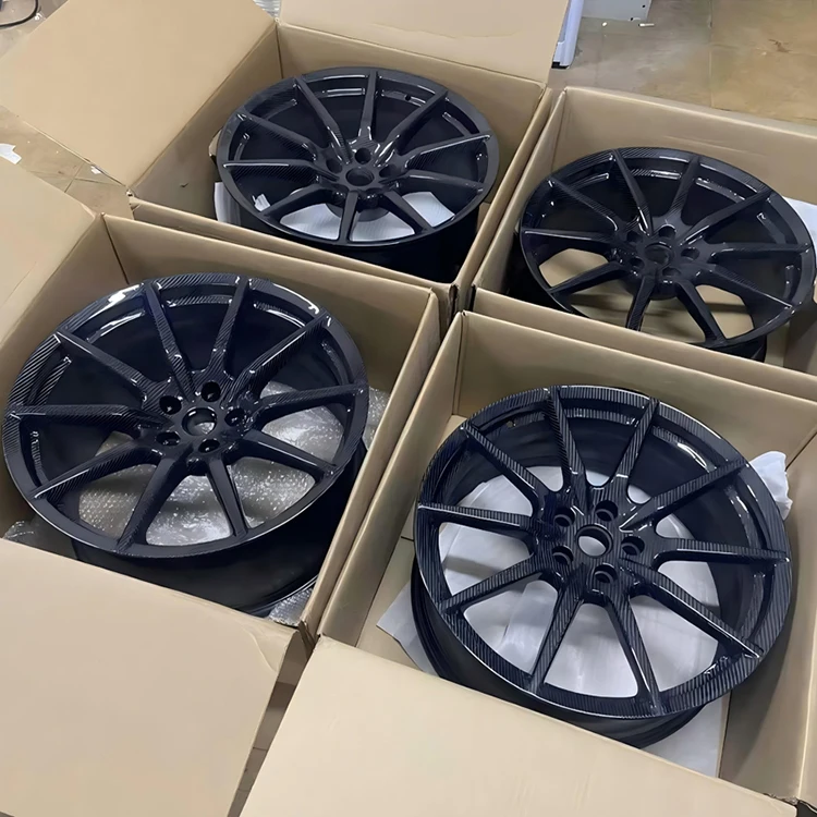 

Кованые моноблочные диски из карбона на заказ 5x120 5x112 5x114.3 16-22 дюйма для Lamborghini Ferrari