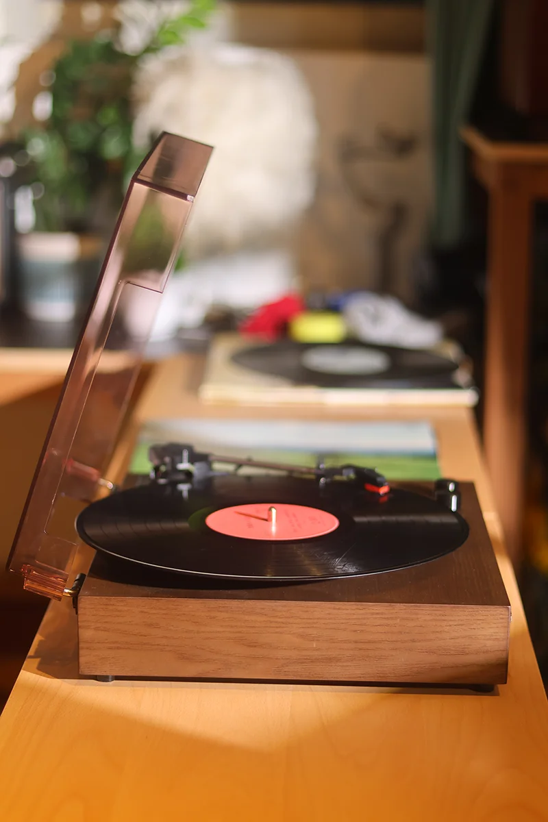 High Quality Retro Turntable Player  Vinyl Record Player AUX for Bluetooth USB Output Wireless  Speakers for Home