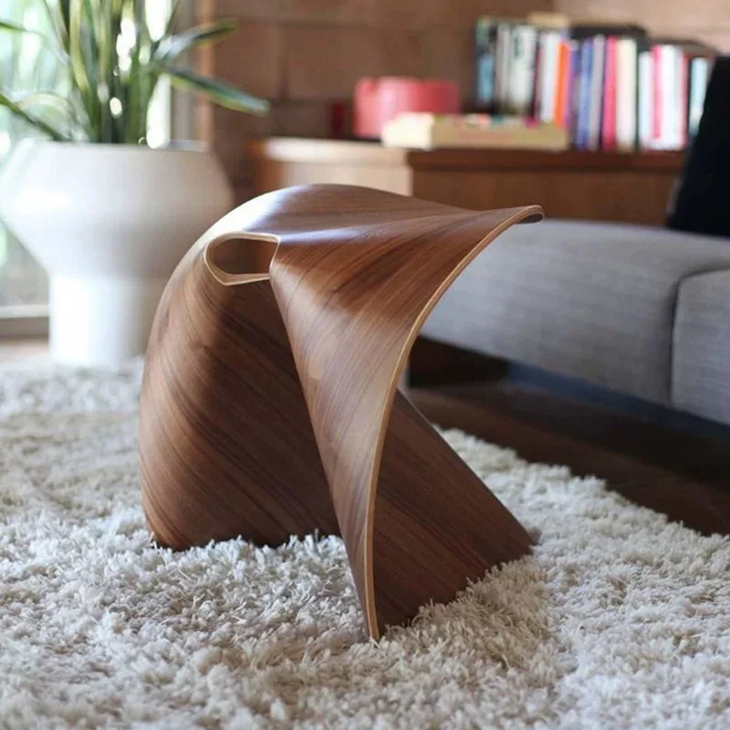 

Creative Nordic solid wood stool modern minimalist designer dining chair home model room special-shaped