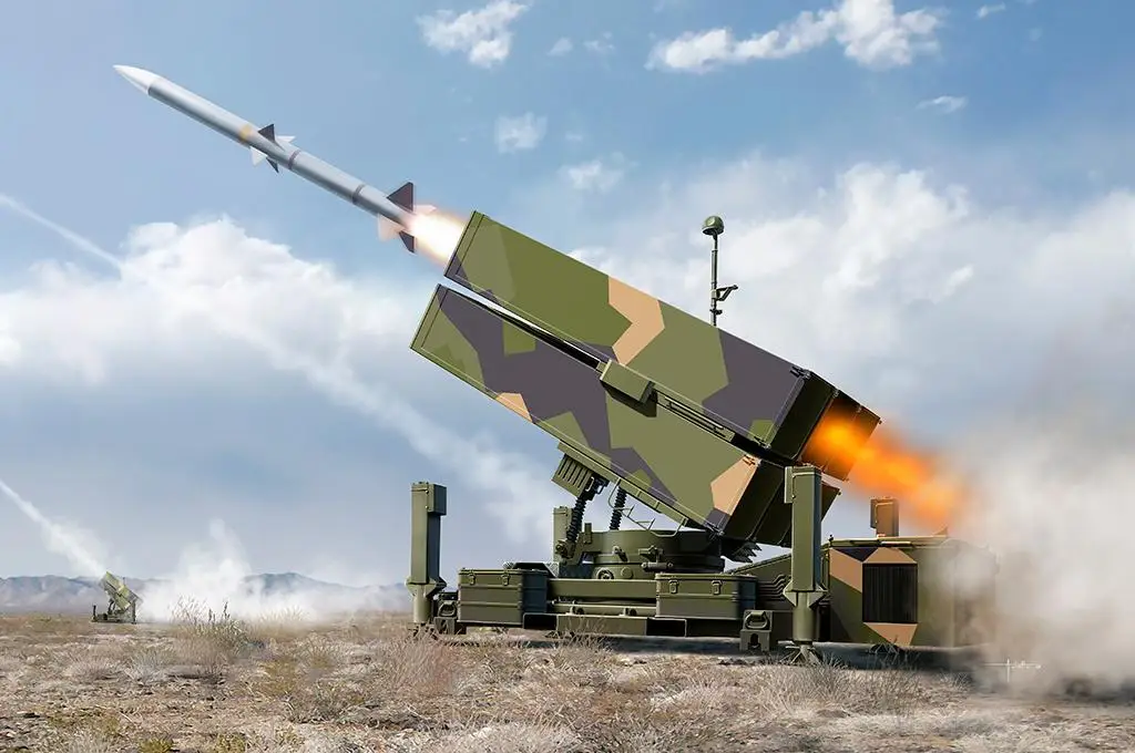 

Trumpeter 01096 1:35 Scale NASAMS(Norwegian Advanced Surface-to-Air Missile System)