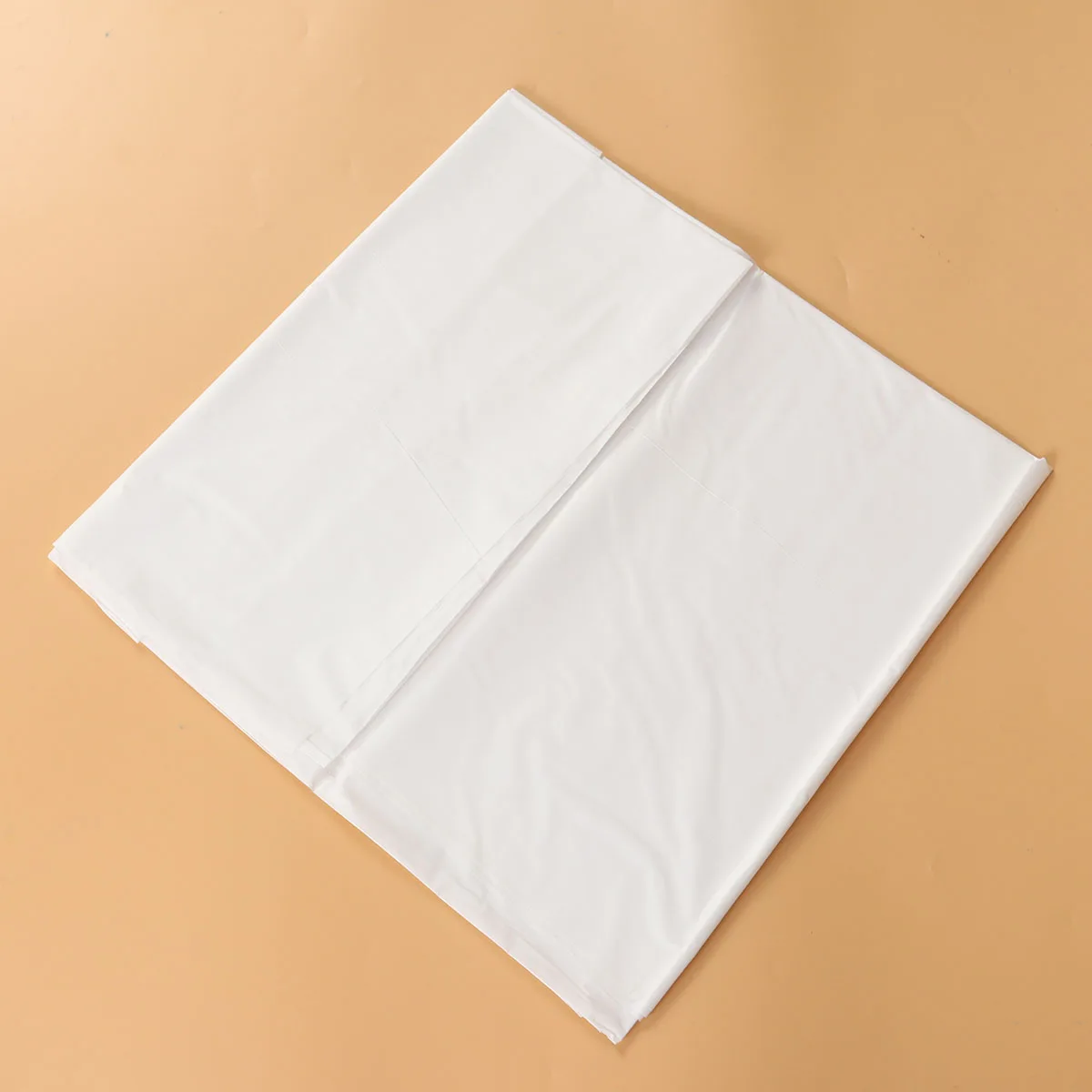 

1 Pcs Eco-Friendly Plastic Tablecloth Large Size Lightweight Waterproof Disposable Covers For Outdoor Events