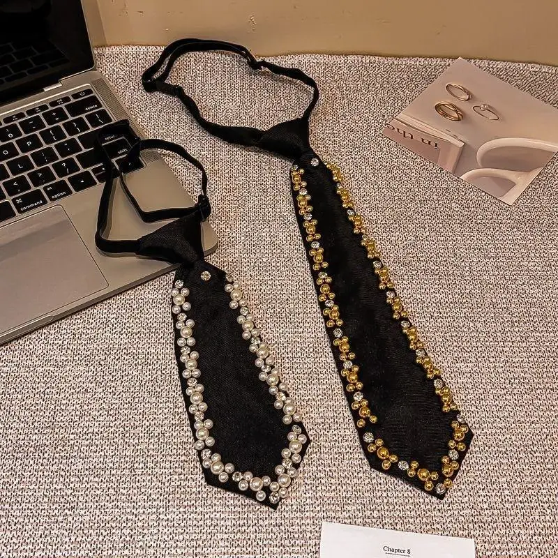 Vorgefertigte schwarze modische Krawatten mit Kunstperlen-Strass-Verzierung, perfekt für Partys, Hochzeiten, den Alltag und besondere Anlässe. – Detail 10