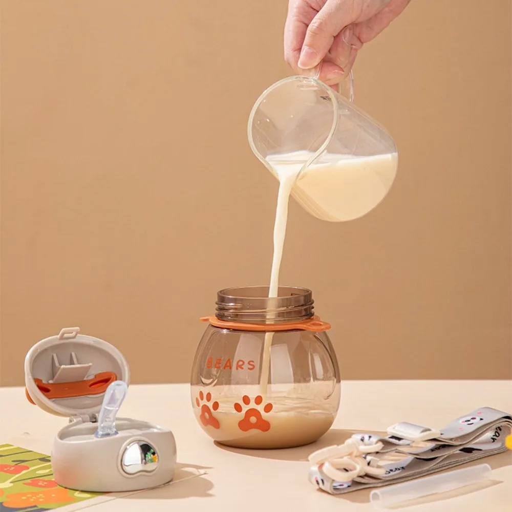 

Пластиковая детская бутылка для воды, портативная с соломинкой и ремешком, чашка для воды через плечо, герметичная соломенная бутылка для студентов, 450 мл