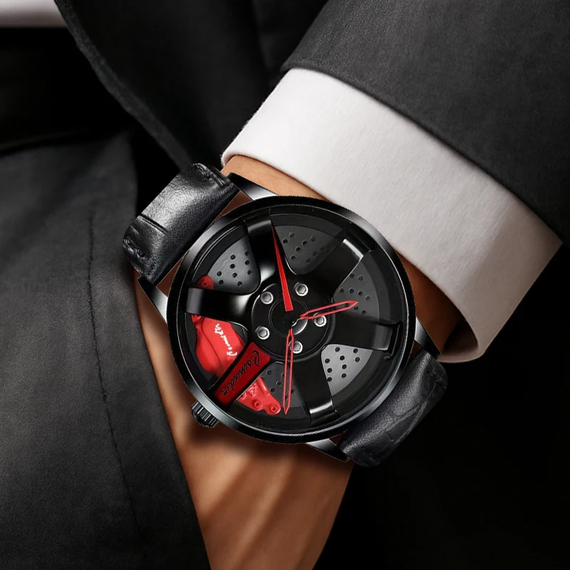 Un orologio al quarzo analogico da uomo con cinturino nero alla moda con ruota da corsa hip hop