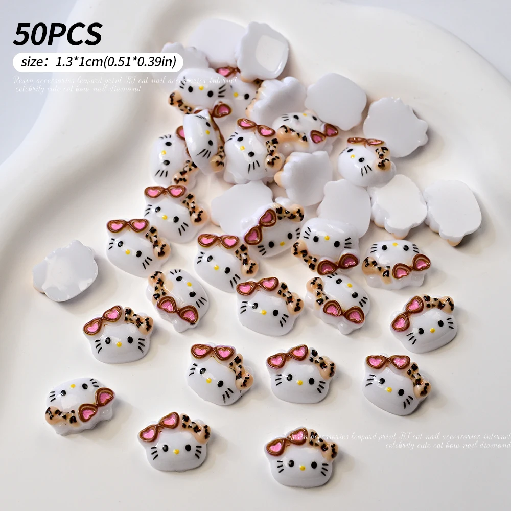 50 Teile/beutel 3D Sanrio Leopard Hallo Kitty Nail art Charms 10*11mm Nette Leopard Bowknot Kitty Nagel Dekor japanische & Koreanische KT Teile