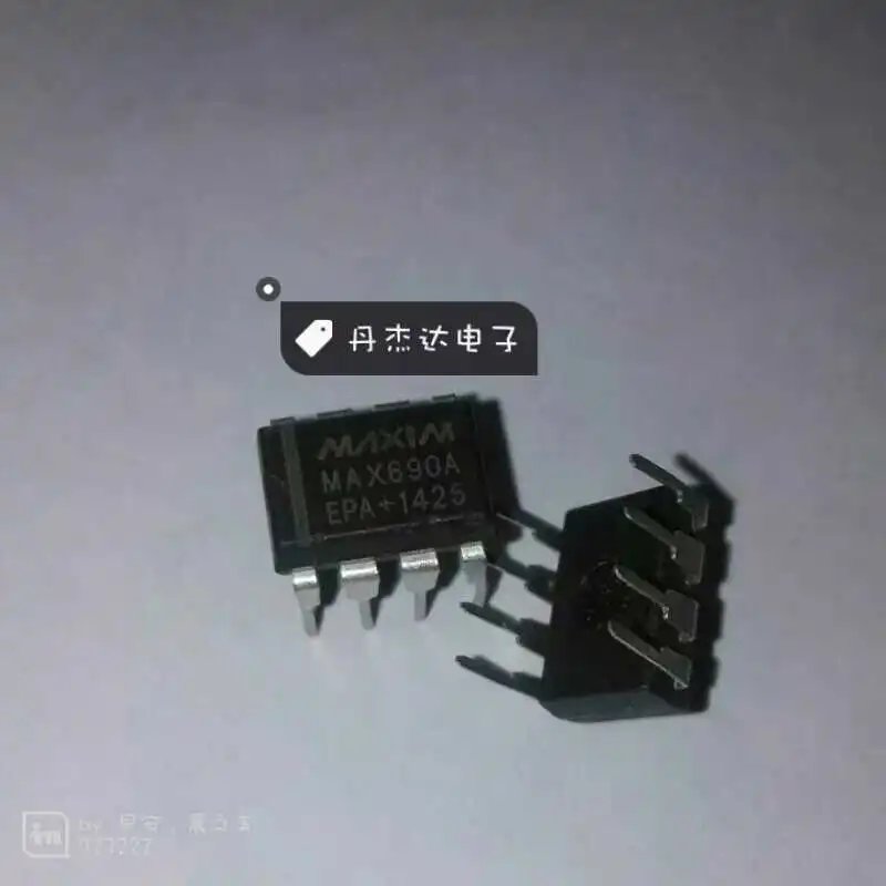 

30pcs original new 30pcs original new MAX690AEPA monitor IC MAX690AEPA+MAX690AE MAX690CPA DIP8