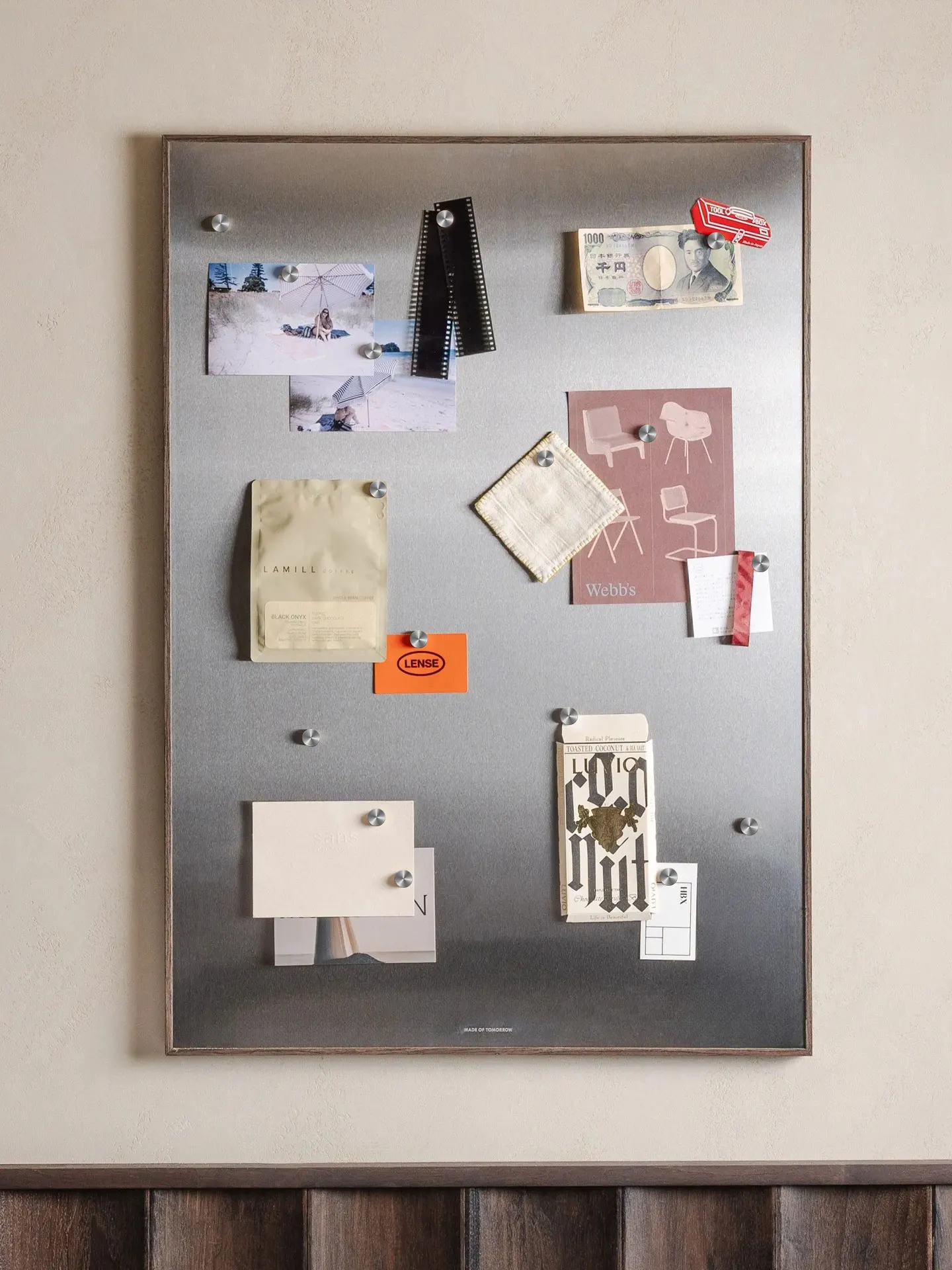 Large Magnetic Photo Board Wooden Frame Stainless Steel Magnet Display Memo Board Wall Decor