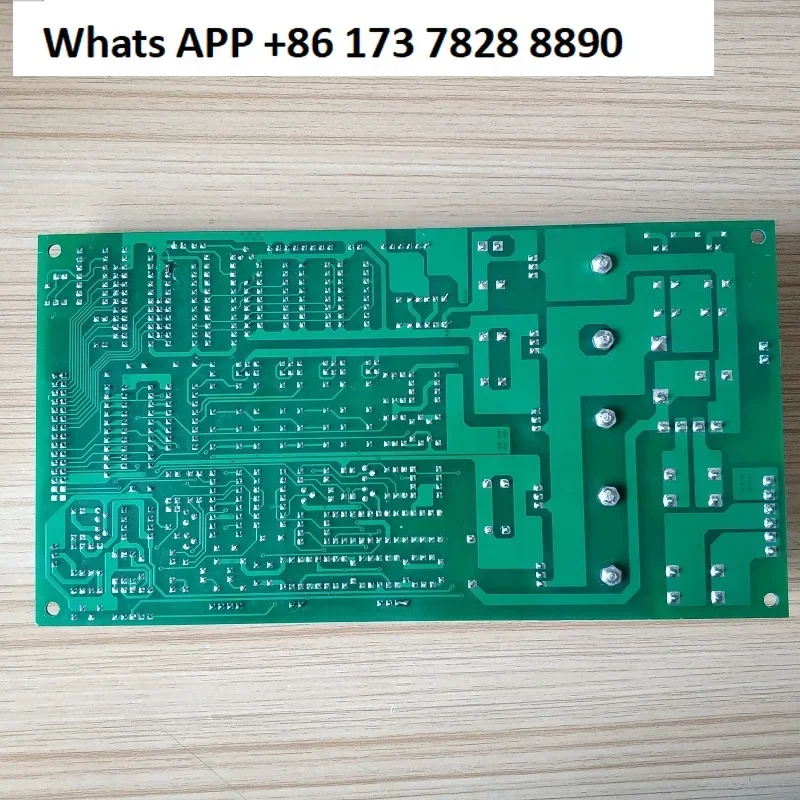 machine-de-percage-circuit-de-machine-de-percage-circuit-imprime-haute-frequence-carte-de-pilote-capacite-de-controle-principale