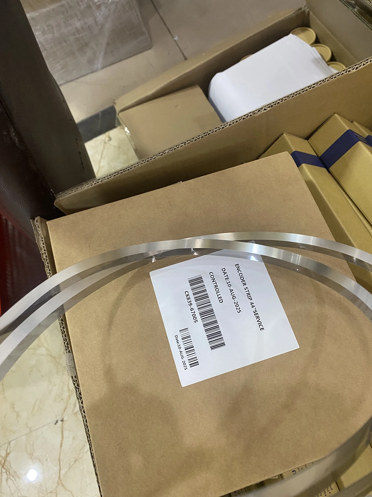 

CK839-67005 44-дюймовая полоса энкодера со стальной полосой для деталей принтера HP Designjet T620 T1200 T770 T610 T1300 T790 T1100 T2300