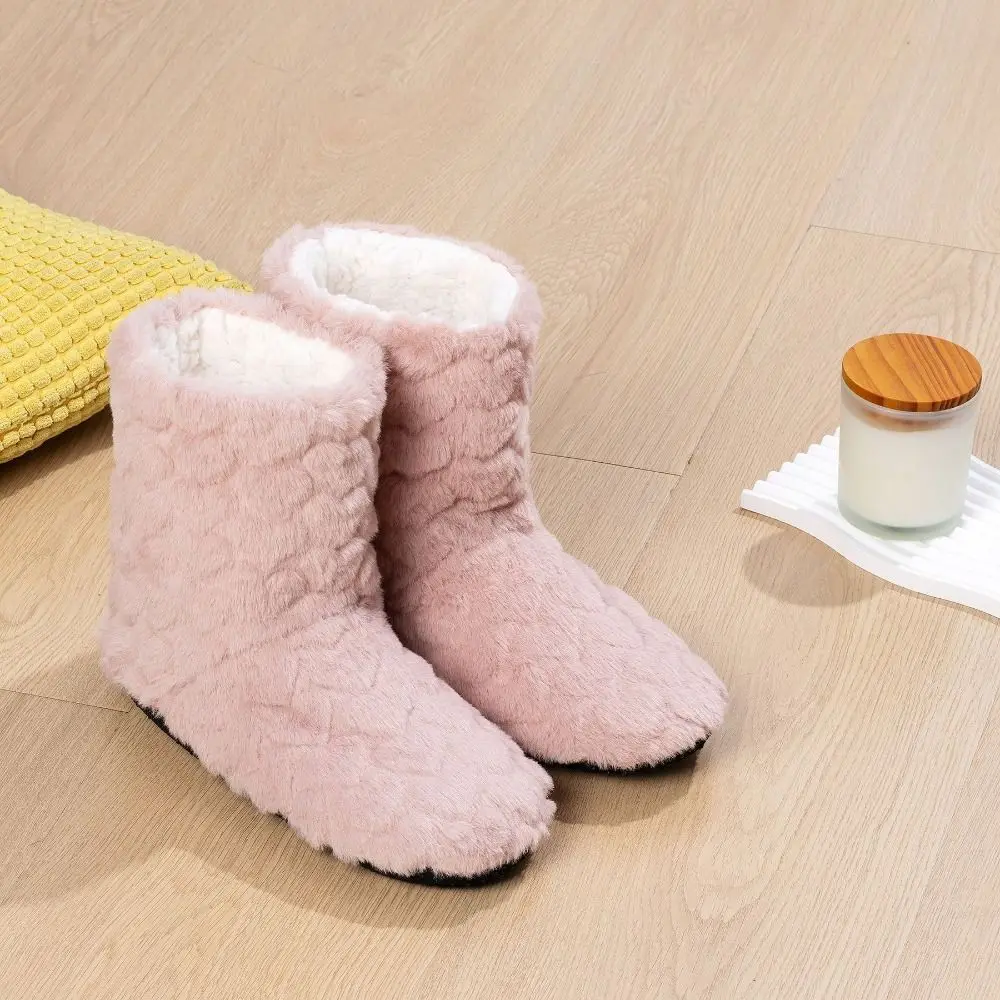 

Чулочно-носочные изделия, пушистые тапочки с сердечками, женские домашние туфли на мягкой подошве, Нескользящие теплые флисовые носки-тапочки, зимние