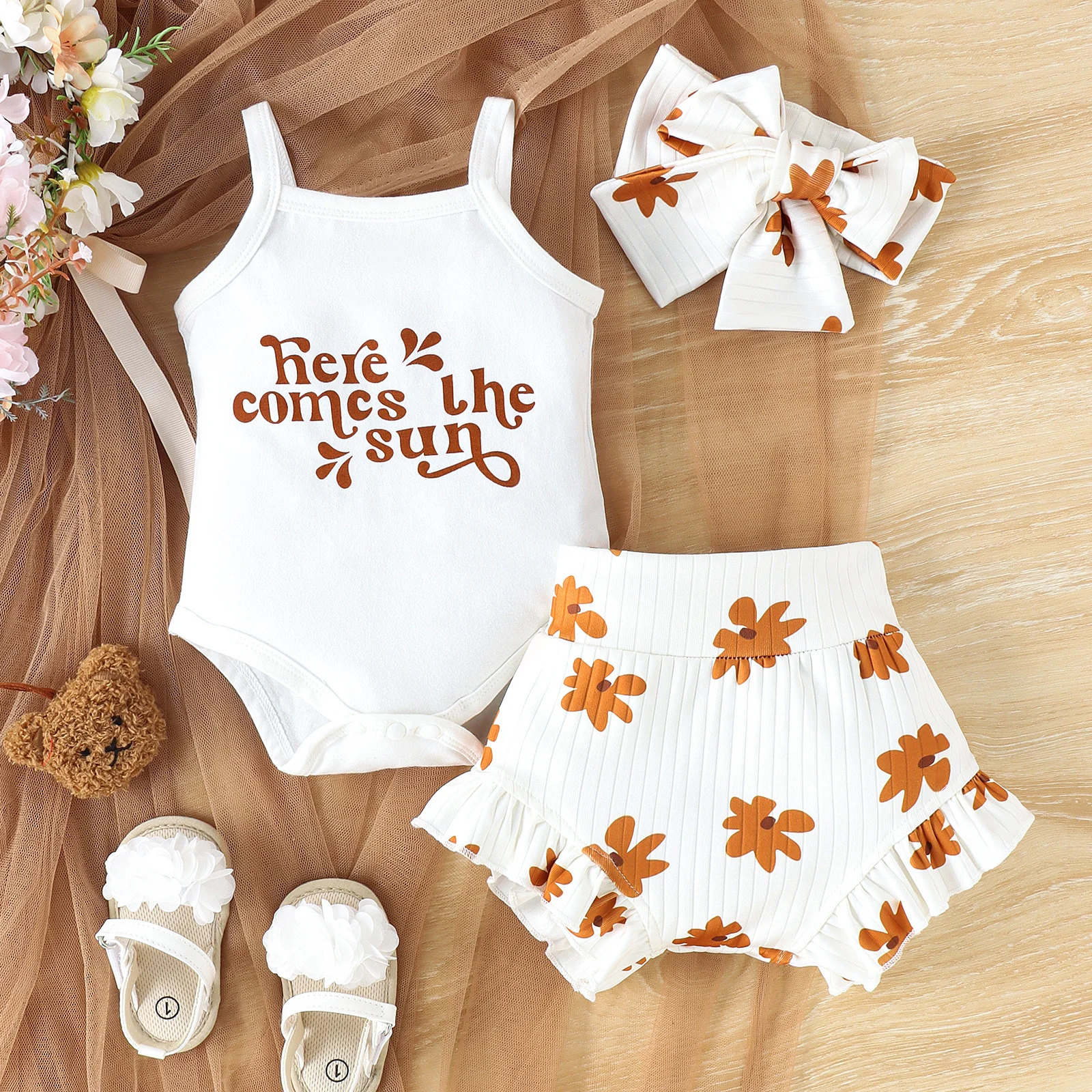 3PCS Summer Baby And Girl Cool And Comfortable White Monogrammed Halter + Shorts And Headscarf Casual Suit