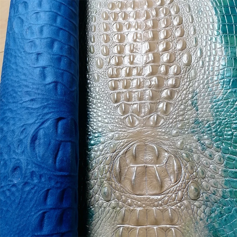 Bild 7: 1,3 mm zweifarbiges Rindsleder mit Krokodil-Schädel-Muster. Spitzenleder. Echtlederstoff. DIY für Styling-Tasche. Vollständiges Blattschneiden