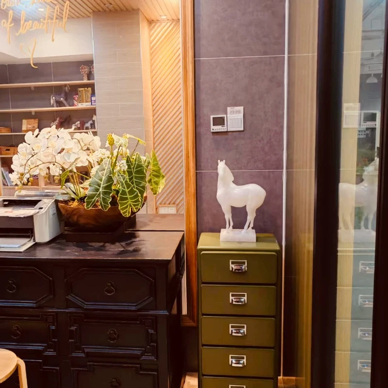 Estátua de Cavalo Decorativa, - Office Furniture Hon avaliação e preço