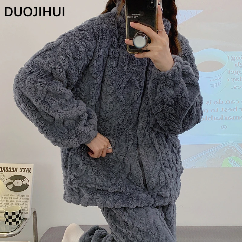 

DUOJIHUI Solid Color Winter Flannel Simple Pajamas for Women Long Sleeved Zipper Pullover Loose Pant Fashion Female Pajamas Sets