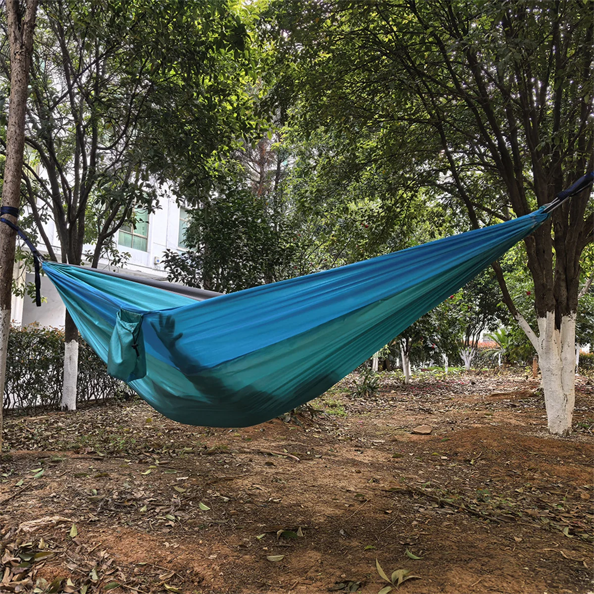 أرجوحة خارجية من قماش المظلة المصنوع من النايلون، كرسي أرجوحة ترفيهي للتخييم، مفرد مزدوج متعدد الألوان