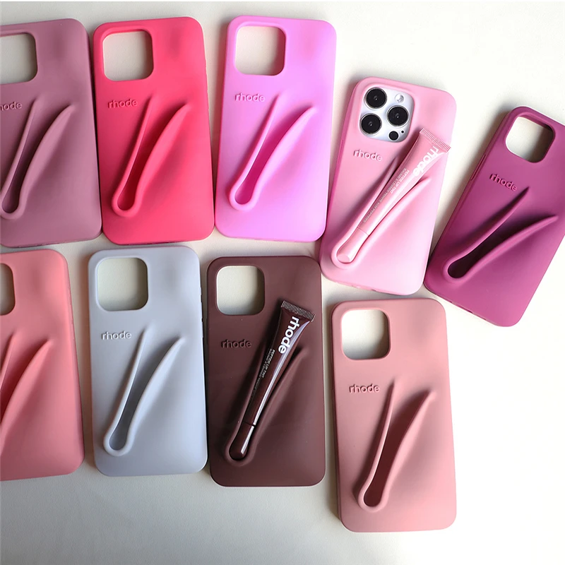 2024 New Luxury Color Rhode Lipstick Lip Holder Case For iPhone 16 15 14 13 12 11 Pro Max Plus oft Silicone Lipgloss Stand Cover