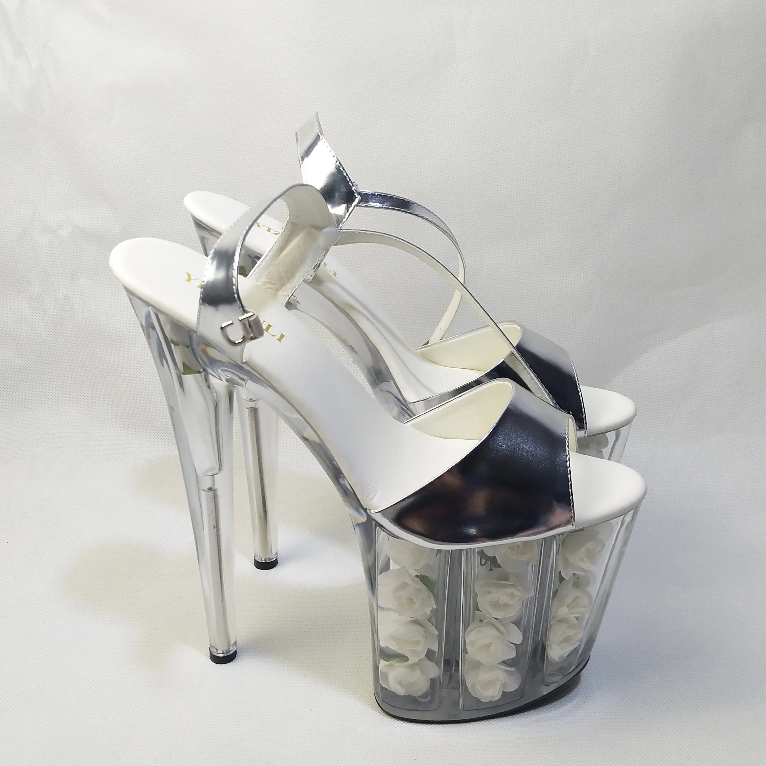 

All-clear crystal white rose bag with size and size of sandals, 20cm high heels, romantic bridal dance shoes