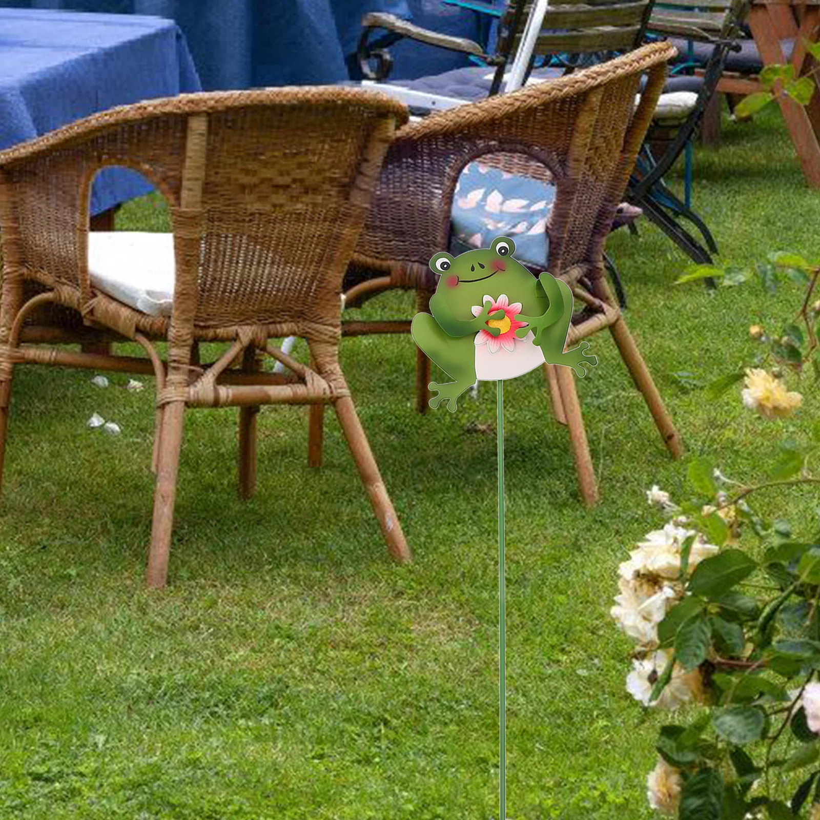 

4Pcs Metal Animal Stake Garden Decoration Frog for Lawn Yard Outdoor Decorative Insert Stake Kids Gift Spring Party Decoration