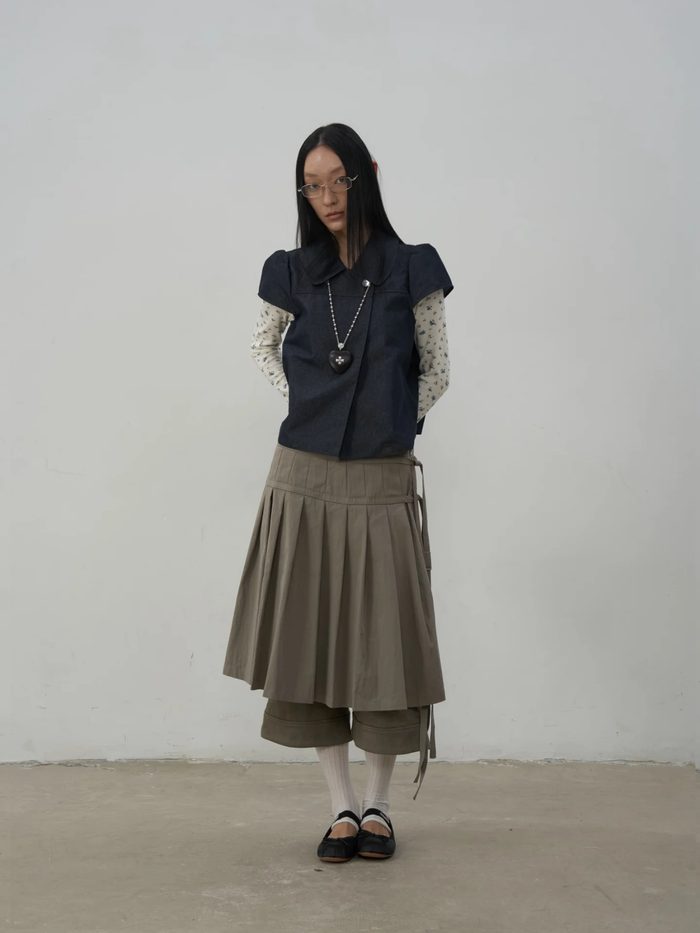 

Rebornique Korean Style Vintage Light Denim Double Buttoned Short Sleeve Bubble Sleeve Shirt Doll Collar Japanese Style Cotto...